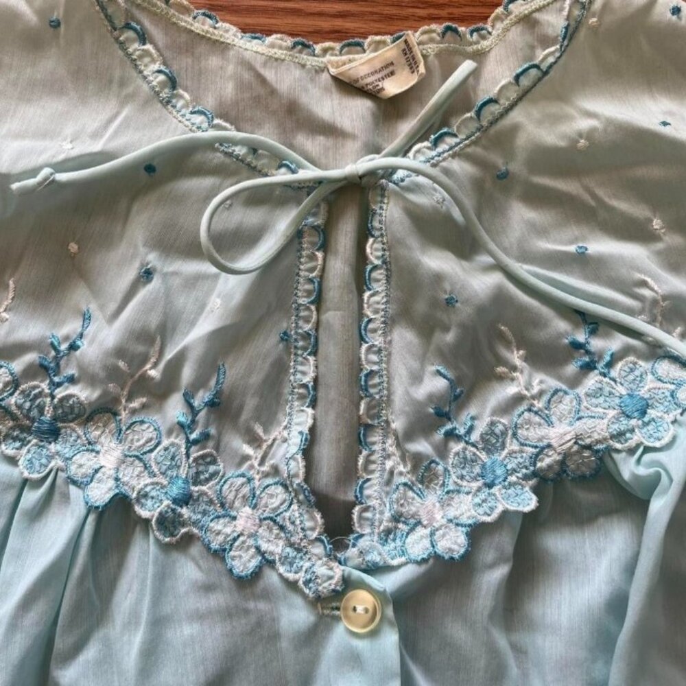 Vintage baby blue floral embroidered blouse